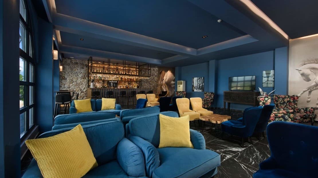 The Royal Grand Hotel